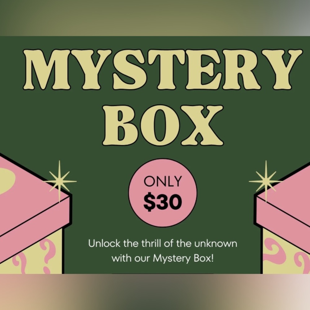 👑👑👑Men’s Mystery Box from @zeezee2000.